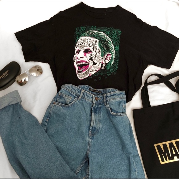 ❣️3/$30 DC Comics Suicide Squad Joker Graphic Tee - Picture 3 of 6
